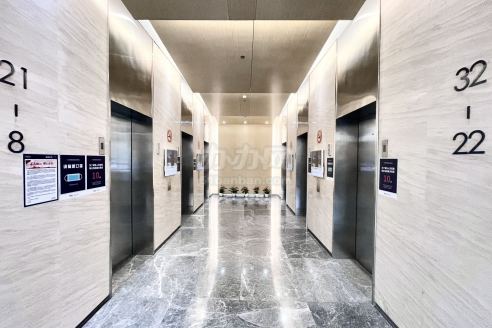 凯德龙之梦虹口广场写字楼电梯厅